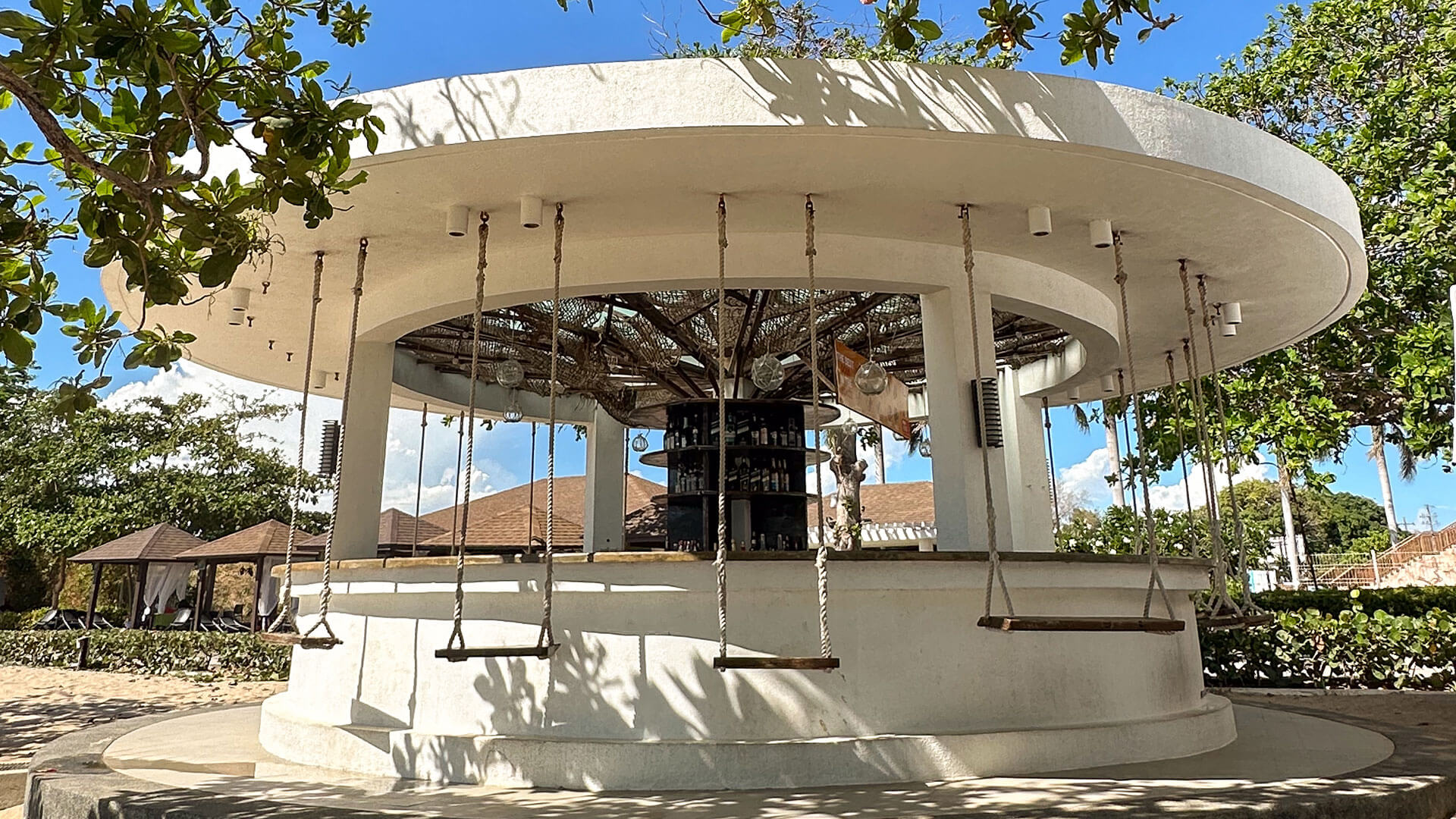 The Swing Bar