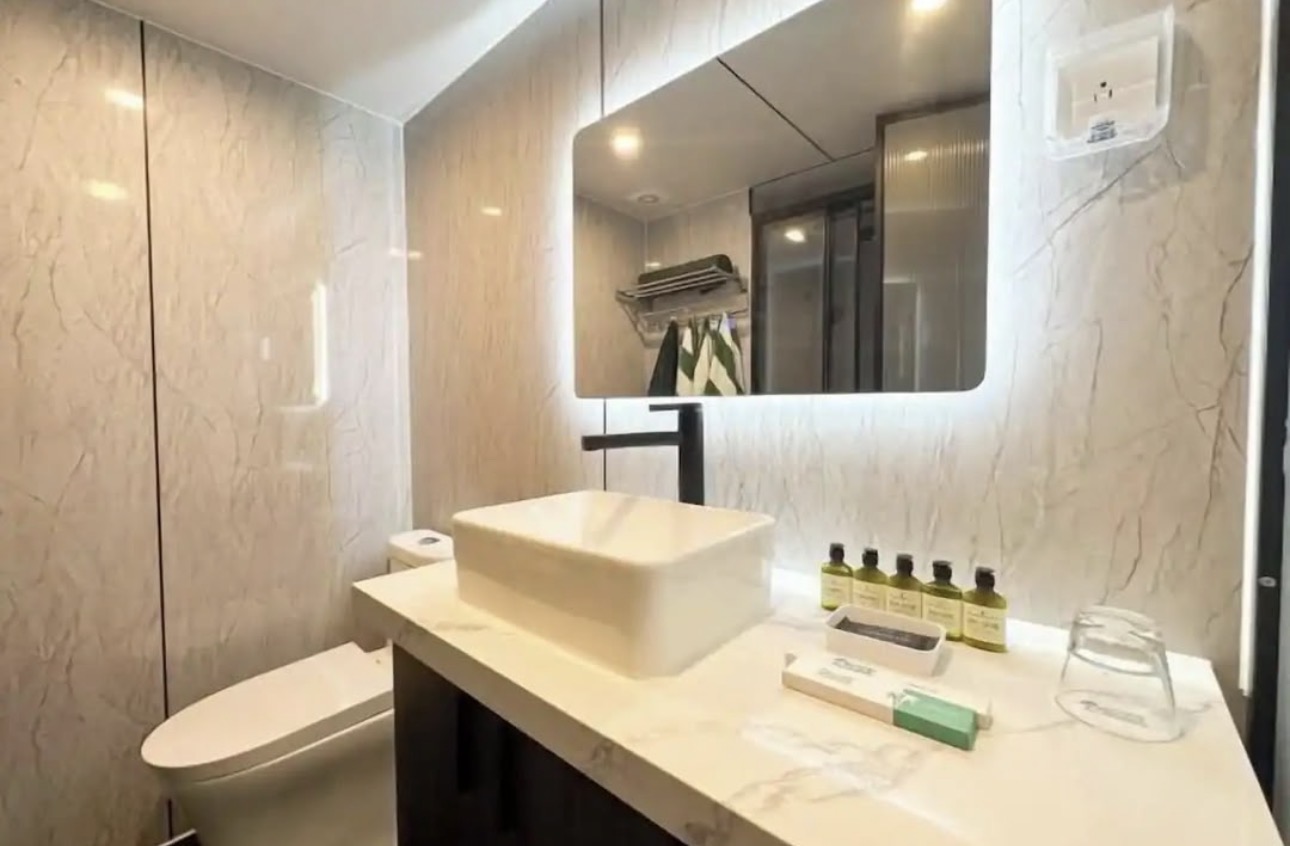 DELUXE ROOM: 3 Pax